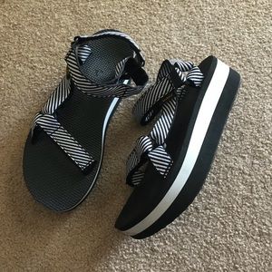 Teva flatform sandals
